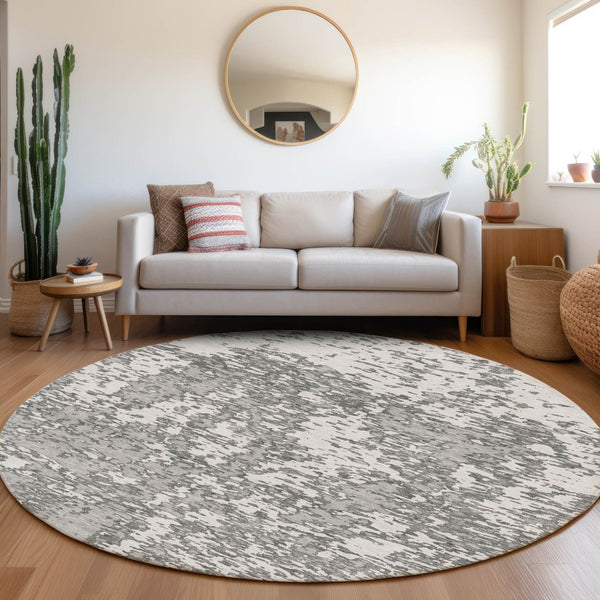 HomeRoots 8' Gray and Silver Abstract Round Rug - Washable, UV Protected, Durable, Perfect for Indoor & Outdoor Spaces 675243