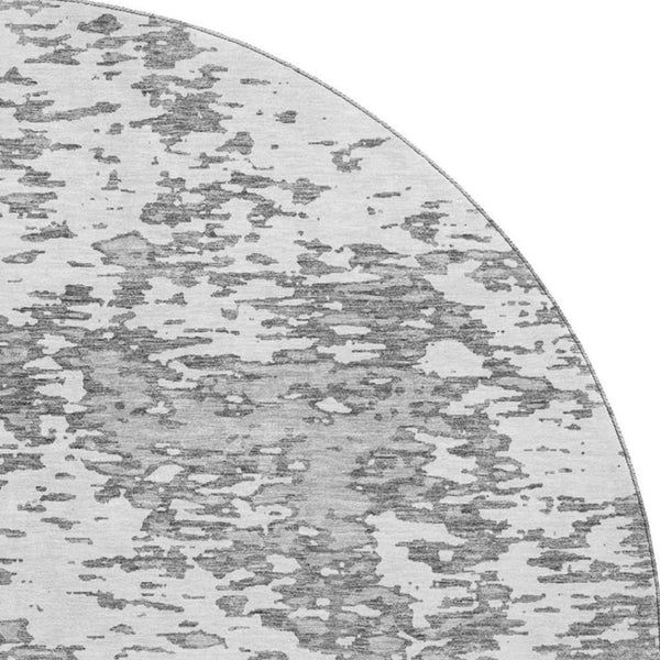 HomeRoots 8' Gray and Silver Abstract Round Rug - Washable, UV Protected, Durable, Perfect for Indoor & Outdoor Spaces 675243