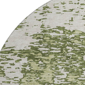 HomeRoots 8' Olive Green and Ivory Abstract Round Rug - Washable, Stain-Resistant, UV Protected for Modern Spaces 675261