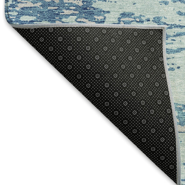 HomeRoots 8' Teal And Silver Abstract Round Rug - Washable, UV Protected, Stylish & Stain Resistant Design 675267