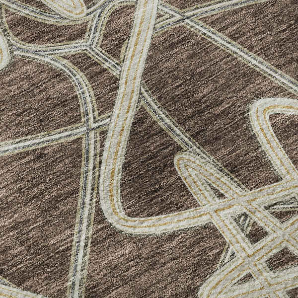 HomeRoots 8' Brown And Ivory Geometric Round Rug - Washable, UV Protected, Stylish, and Durable for High-Traffic Areas 675291