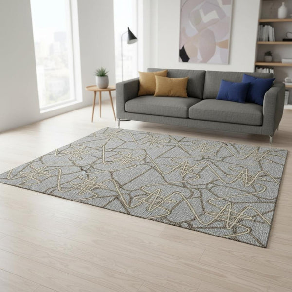 HomeRoots 5' X 8' Gray And Ivory Geometric Washable Area Rug - Durable, Stain Resistant, UV Protected Design! 675302