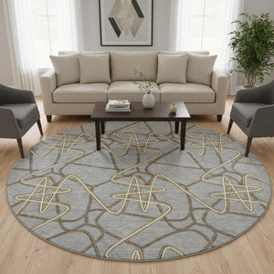 HomeRoots 8' Gray And Ivory Geometric Round Rug - Washable, UV-Protected, Stain-Resistant for High-Traffic Areas 675303