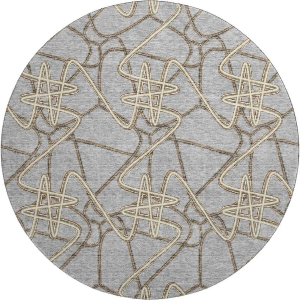 HomeRoots 8' Gray And Ivory Geometric Round Rug - Washable, UV-Protected, Stain-Resistant for High-Traffic Areas 675303