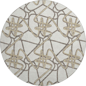 HomeRoots 8' Ivory and Beige Geometric Round Rug – Washable, Stain-Resistant with UV Protection for Durability 675309