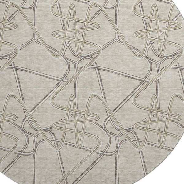 HomeRoots 8' Durable Beige, Ivory & Gray Geometric Round Rug – Washable, UV Protected, Perfect for Homes! 675321
