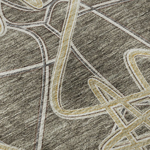 HomeRoots 8' Taupe Gray and Gold Geometric Round Rug - Washable, UV Protected, Durable & Stylish Home Accent 675327