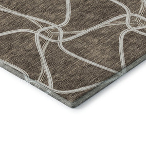 HomeRoots 8' Brown And Ivory Geometric Round Rug - Washable, Stain Resistant, and UV Protected for Modern Homes 675363