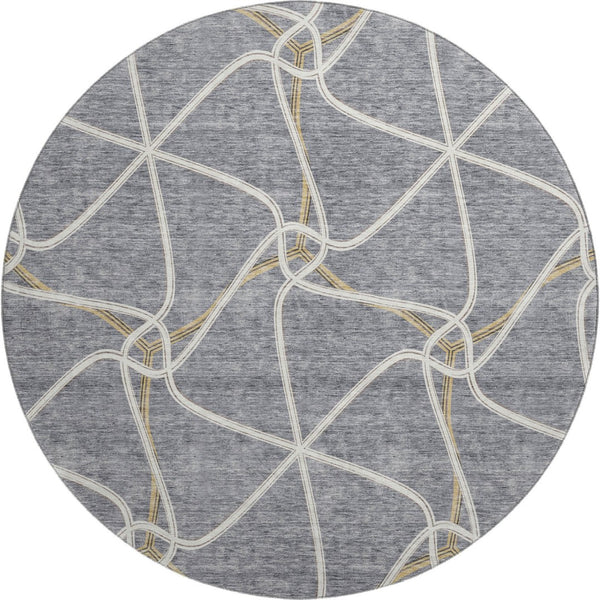 HomeRoots 8' Gray Gold And Ivory Geometric Round Rug – Washable, UV Protected, Stain Resistant & Non-Slip Design 675375