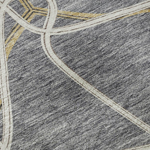 HomeRoots 8' Gray Gold And Ivory Geometric Round Rug – Washable, UV Protected, Stain Resistant & Non-Slip Design 675375