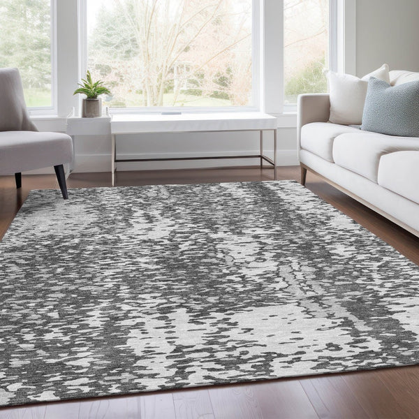 HomeRoots 5' X 8' Charcoal Gray & Silver Abstract Area Rug - Washable, UV-Protected, Perfect for Busy Homes! 675422
