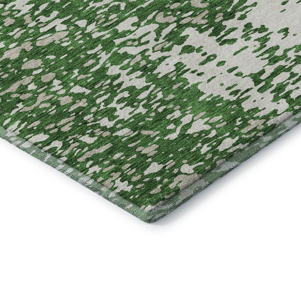 HomeRoots 5' X 8' Stylish Emerald and Ivory Abstract Washable Area Rug with UV & Stain Protection for Homes 675440