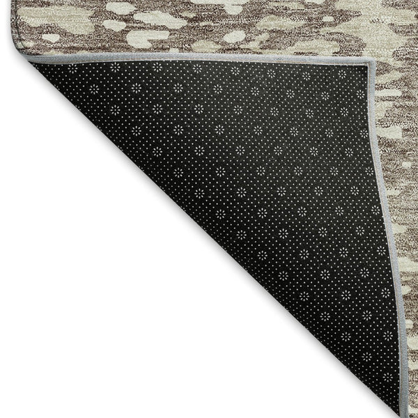 HomeRoots 8' Taupe and Ivory Abstract Round Rug - Washable, Stain-Resistant, UV Protected for Modern Spaces 675471