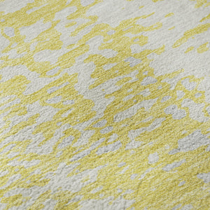 HomeRoots 8' Yellow And Ivory Abstract Round Rug - Washable, UV-Protected, Durable Design for Active Spaces 675477