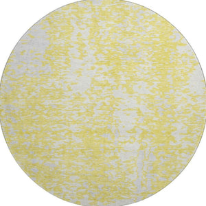 HomeRoots 8' Yellow And Ivory Abstract Round Rug - Washable, UV-Protected, Durable Design for Active Spaces 675477
