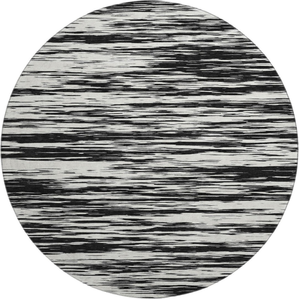 HomeRoots 8' Black and Ivory Striped Round Rug - Washable, UV Protected, Durable Design for Stylish Spaces 675567