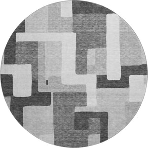 HomeRoots 8' Stylish Silver and Gray Geometric Round Rug with UV Protection, Stain Resistance & Easy Care 675735