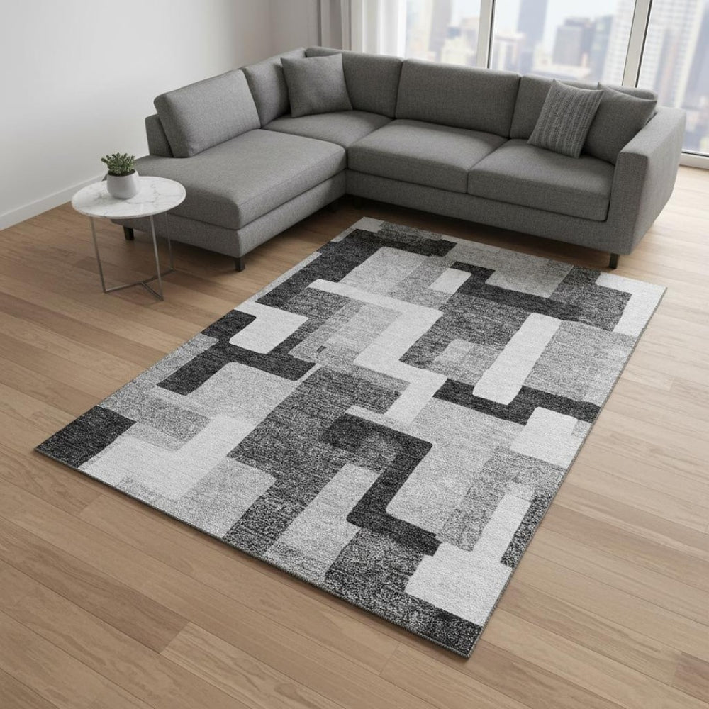 HomeRoots 10' Silver and Gray Geometric Area Rug – Washable, UV Protected, Durable for High-Traffic Homes 675738