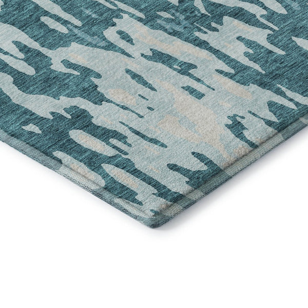 HomeRoots 8' Teal And Ivory Abstract Round Rug - Durable, Stain-Resistant, UV-Protected for Modern Spaces 675879