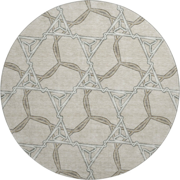 HomeRoots 8' Washable Round Rug in Beige, Ivory & Taupe - Geometric Design with UV Protection for Durability 675957