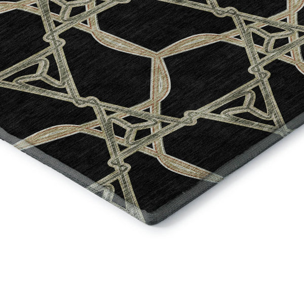 HomeRoots 8' Modern Geometric Washable Round Rug in Black, Beige & Ivory – UV Protected for High-Traffic Areas 675963