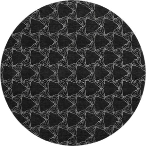 HomeRoots 8' Stylish Black and Ivory Geometric Round Rug – Washable, UV-Protected, Perfect for Busy Homes! 676041