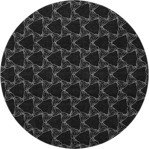 HomeRoots 8' Stylish Black and Ivory Geometric Round Rug – Washable, UV-Protected, Perfect for Busy Homes! 676041