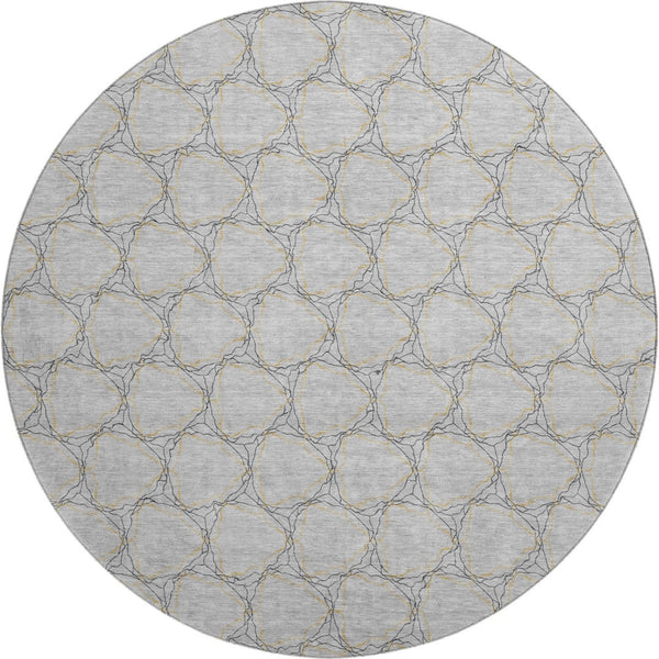 HomeRoots 8' Gray and Gold Geometric Washable Round Rug - Durable, Stain-Resistant, UV-Protected & Stylish! 676047
