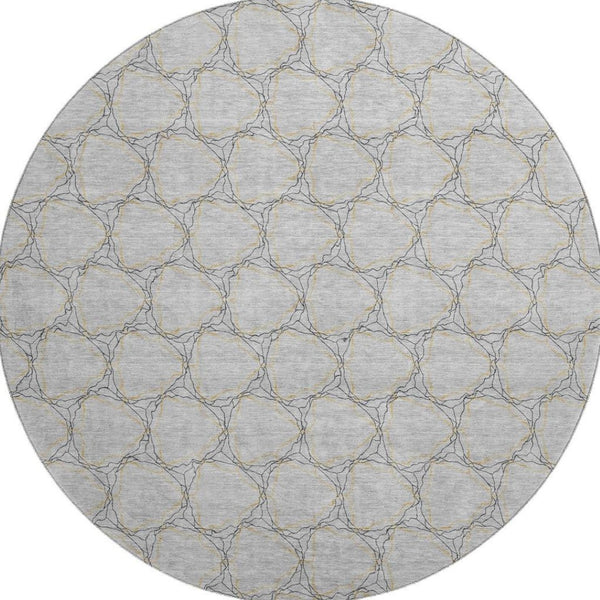 HomeRoots 8' Gray and Gold Geometric Washable Round Rug - Durable, Stain-Resistant, UV-Protected & Stylish! 676047
