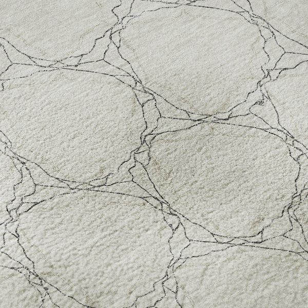 HomeRoots 8' Ivory and Charcoal Geometric Washable Round Rug - Stylish, Durable, UV-Protected for Any Space 676053