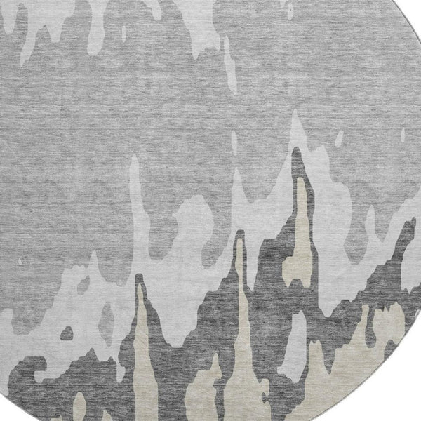 HomeRoots 8' Gray And Silver Abstract Washable Round Rug – Durable, UV-Protected, Kid & Pet-Friendly Design 676125