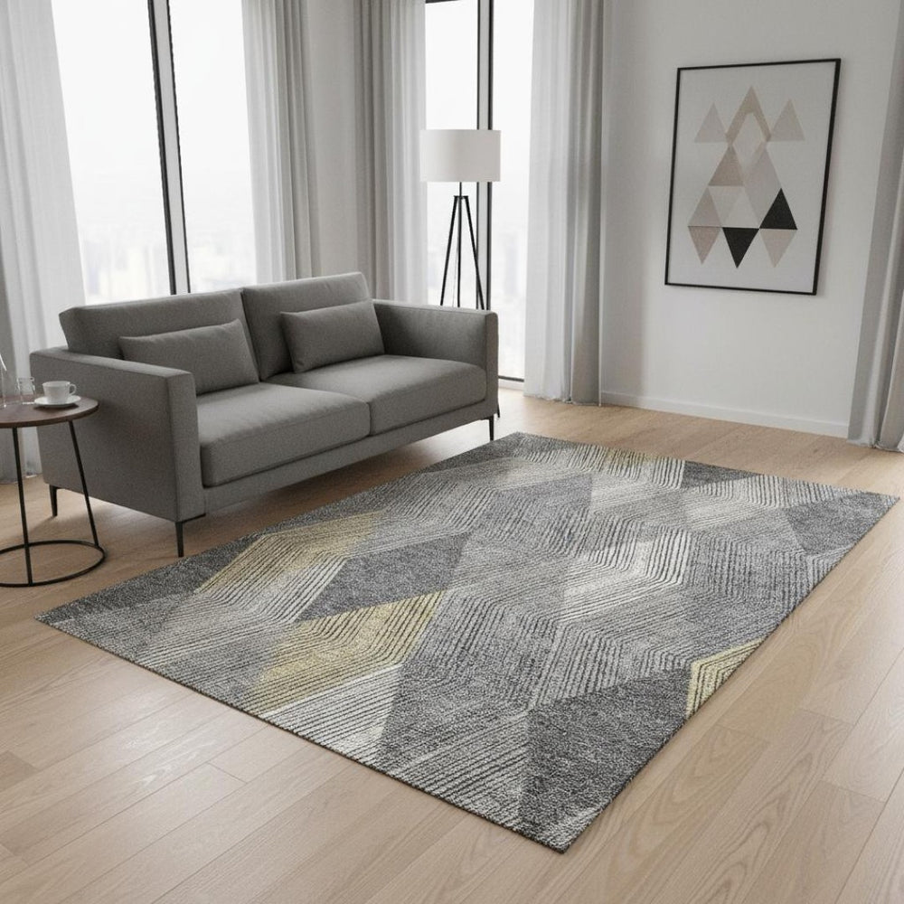 HomeRoots 5' Stylish Pewter Gold Ivory Geometric Area Rug - Washable, UV Protected & Perfect for High-Traffic Spaces 676214