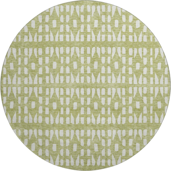 HomeRoots 8' Artichoke Green & Ivory Geometric Washable Round Rug with UV Protection for High-Traffic Spaces 676239