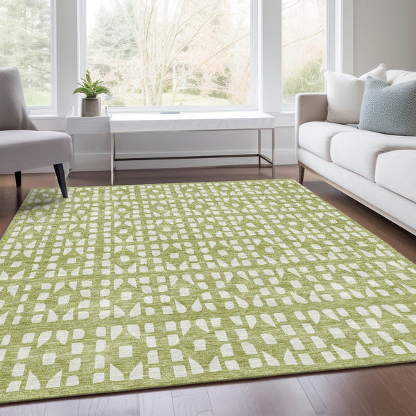 HomeRoots 8' X 10' Artichoke Green Geometric Area Rug - Washable, UV Protected, Stylish & Durable for Homes 676240
