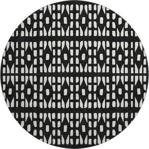 HomeRoots 8' Washable Black and Ivory Geometric Round Rug with UV Protection for Modern Living Spaces 676251
