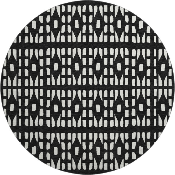 HomeRoots 8' Washable Black and Ivory Geometric Round Rug with UV Protection for Modern Living Spaces 676251