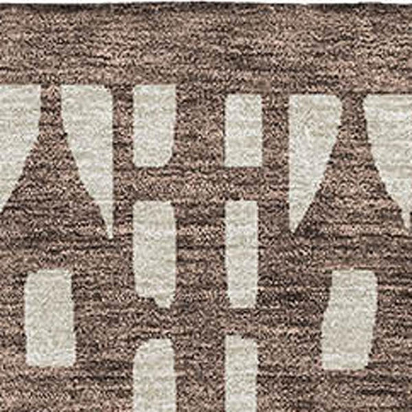 HomeRoots 5' X 8' Brown & Ivory Geometric Area Rug - Washable, UV-Protected, Stain-Resistant for Busy Homes 676256