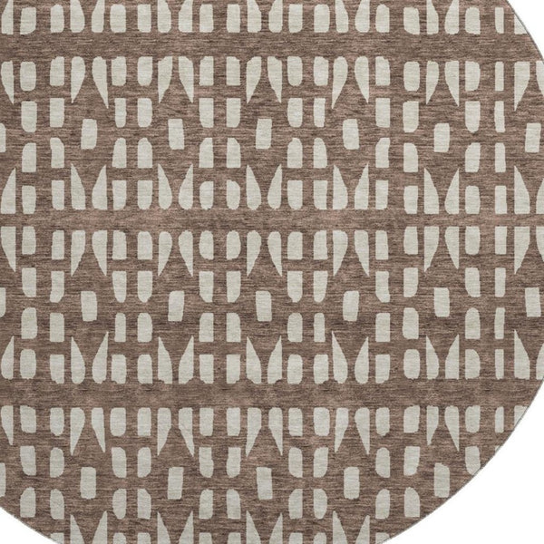 HomeRoots 8' Brown And Ivory Geometric Round Rug – Washable, Stain-Resistant, UV Protected for High-Traffic Areas 676257