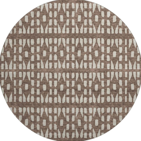 HomeRoots 8' Brown And Ivory Geometric Round Rug – Washable, Stain-Resistant, UV Protected for High-Traffic Areas 676257