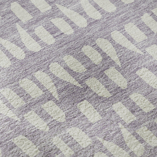 HomeRoots 8' Stylish Lavender and Ivory Geometric Round Rug - Washable, UV Protected for Modern Living Spaces 676275
