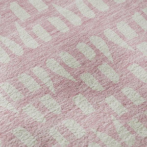 HomeRoots 8' Pink And Ivory Geometric Round Rug - Washable, UV-Protected, Durable Design for Stylish Spaces 676287
