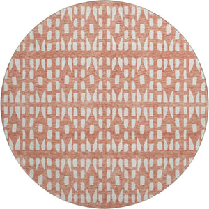 HomeRoots 8' Salmon and Ivory Geometric Washable Round Rug with UV Protection – Stylish, Durable & Easy Care! 676293