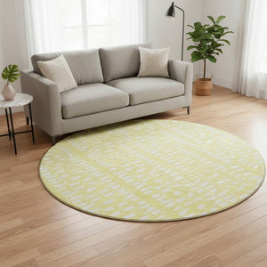 HomeRoots 8' Stylish Yellow and Ivory Geometric Round Rug – Washable, UV Protected, Stain-Resistant Design 676305