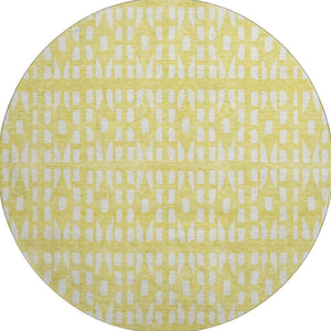 HomeRoots 8' Stylish Yellow and Ivory Geometric Round Rug – Washable, UV Protected, Stain-Resistant Design 676305