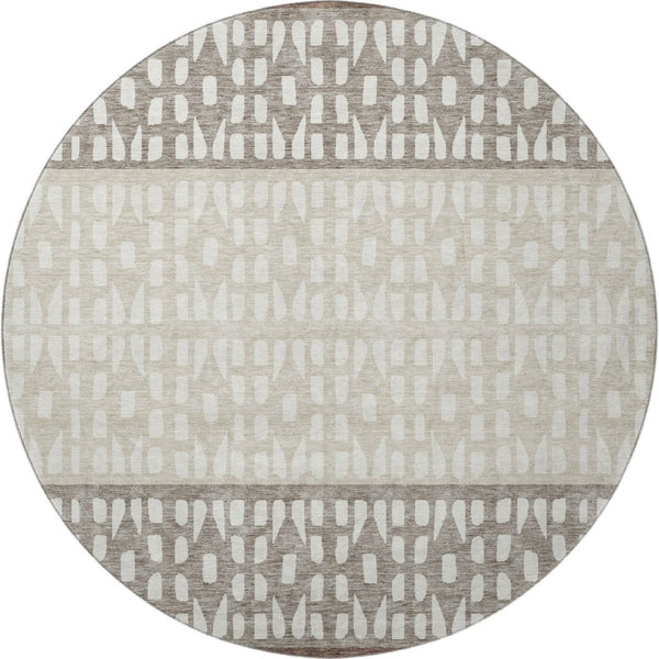 HomeRoots 8' Chocolate and Beige Geometric Round Area Rug - Washable, UV Resistant, Stylish for Any Space 676323
