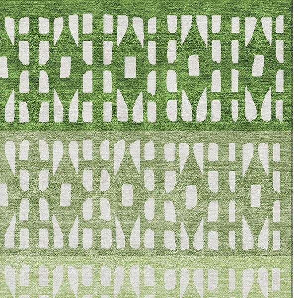 HomeRoots 5' X 8' Green And Ivory Geometric Area Rug - Washable, UV-Protected, Durable, Modern Design for Homes 676340