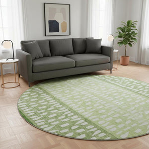 HomeRoots 8' Green And Ivory Geometric Round Rug – Washable, UV Protected, Stain-Resistant, Durable Design 676341