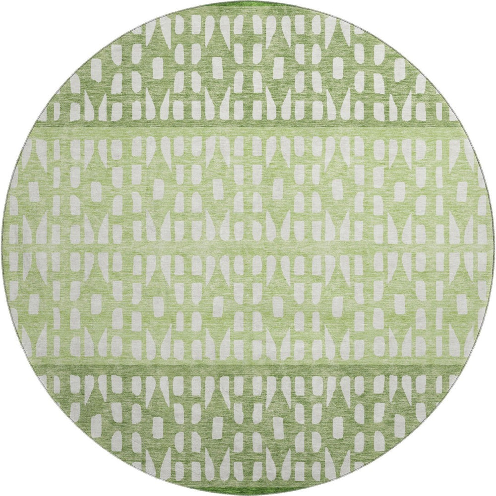 HomeRoots 8' Green And Ivory Geometric Round Rug – Washable, UV Protected, Stain-Resistant, Durable Design 676341