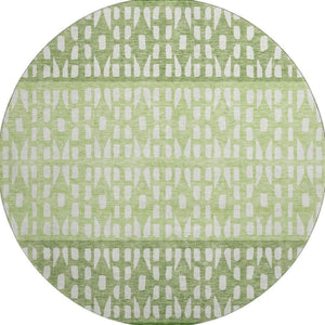 HomeRoots 8' Green And Ivory Geometric Round Rug – Washable, UV Protected, Stain-Resistant, Durable Design 676341