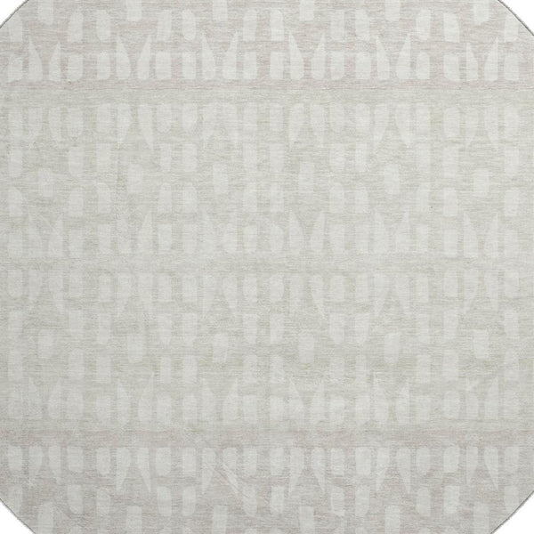 HomeRoots 8' Ivory and Beige Geometric Round Rug – Washable, UV-Protected, Stain-Resistant for Modern Spaces 676347